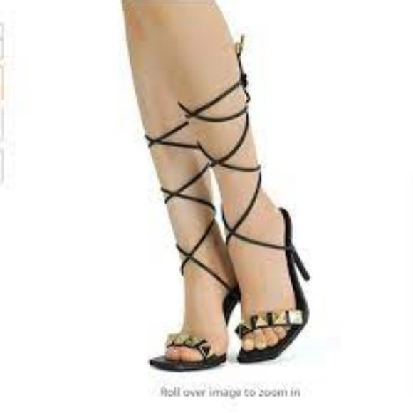 NWT CAPE ROBBIN AIGO GOLD STUDDED LACE UP‎ HEELS BLACK 5.5 - Picture 3 of 14